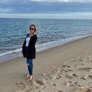 Meet your Posher, Sara